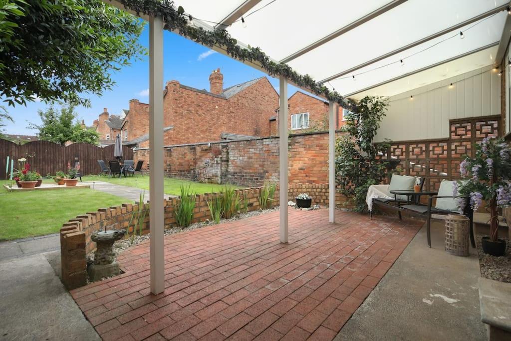 Picturesque Victorian Cottage Вустер Экстерьер фото
